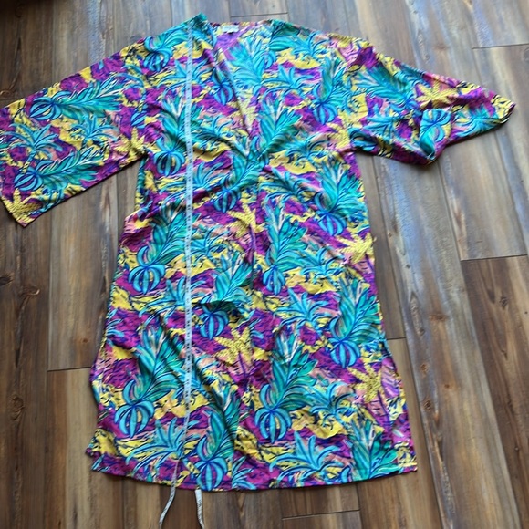 Euphoric Jungle Multicolor Abstract Kimono OS - Picture 6 of 9
